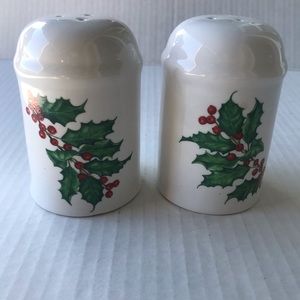 Vintage Hallmark Holly Berries Salt & Pepper Shakers 3.75” Tall